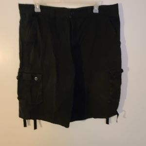 Men's black Cargo shorts waist 42 like new